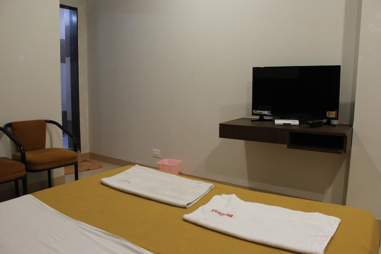 Hotel Suvarn Mandir เบลกวม ภายนอก รูปภาพ